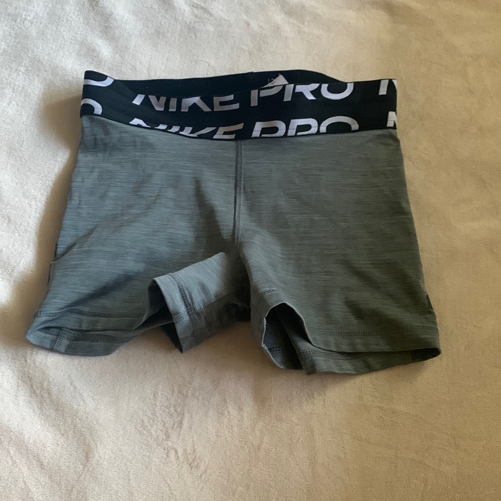 Nike Pro Dri-Fit spandex  Grey  Size small